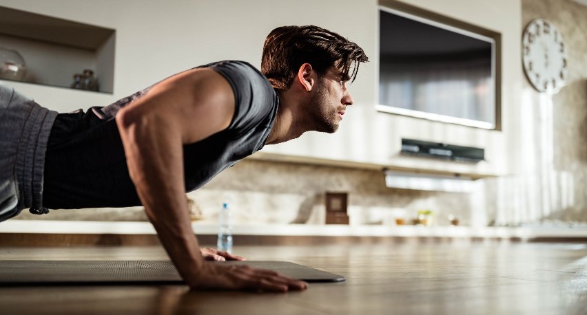 Los 7 mejores ejercicios en casa para hombres