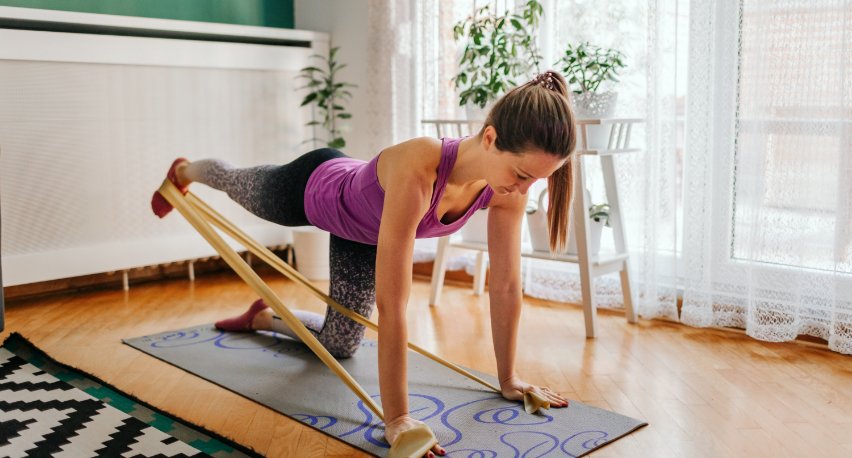 ¿Qué necesitas saber para hacer un buen entrenamiento en casa?