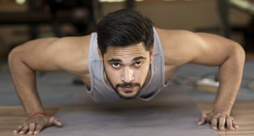 5 ejercicios para brazos que puedes hacer desde tu casa