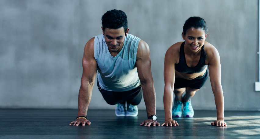 5 actividades físicas en pareja para hacer ejercicio en casa